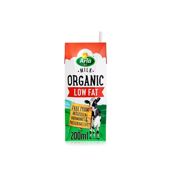 Buy Arla Organic low fat milk 200ml in UAE