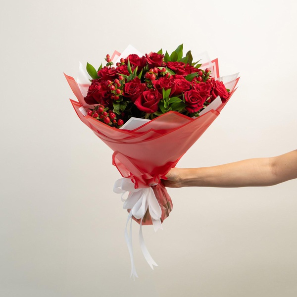 Valentine’s Sweet Surprise Bouquet