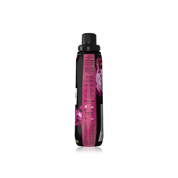 Comfort Charm Ultimate Care Fabric Conditioner 900ml