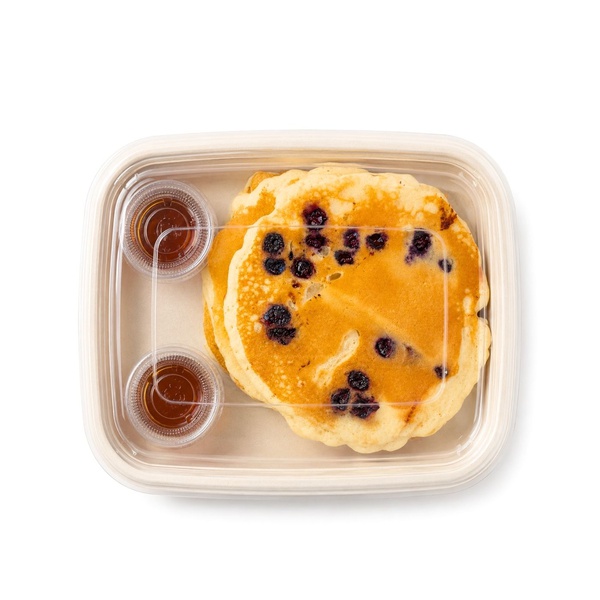 Blueberry Pancakes with Maple Syrup x 4