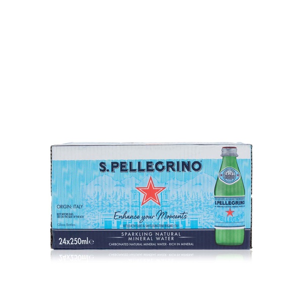 اشتري San Pellegrino sparkling water 250ml في الامارات