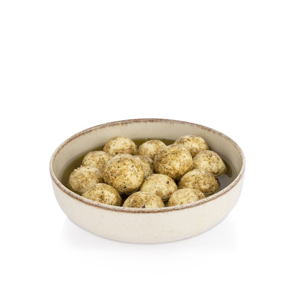 Fresh Zaatar Labneh Ball