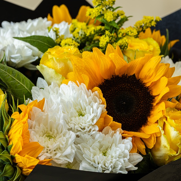 Summer Delight Bouquet