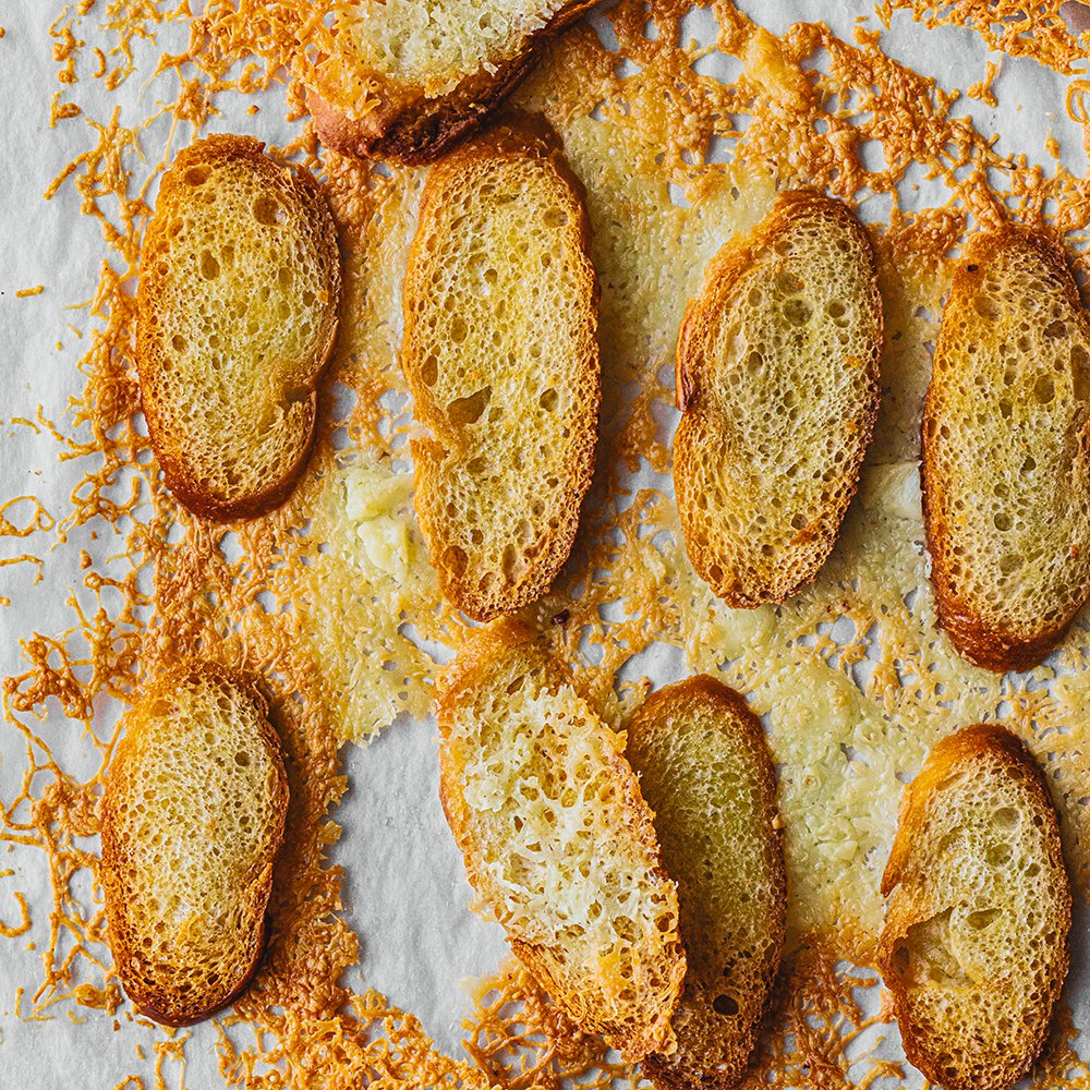 Aged Pecorino crostini chips recipe Spinneys UAE