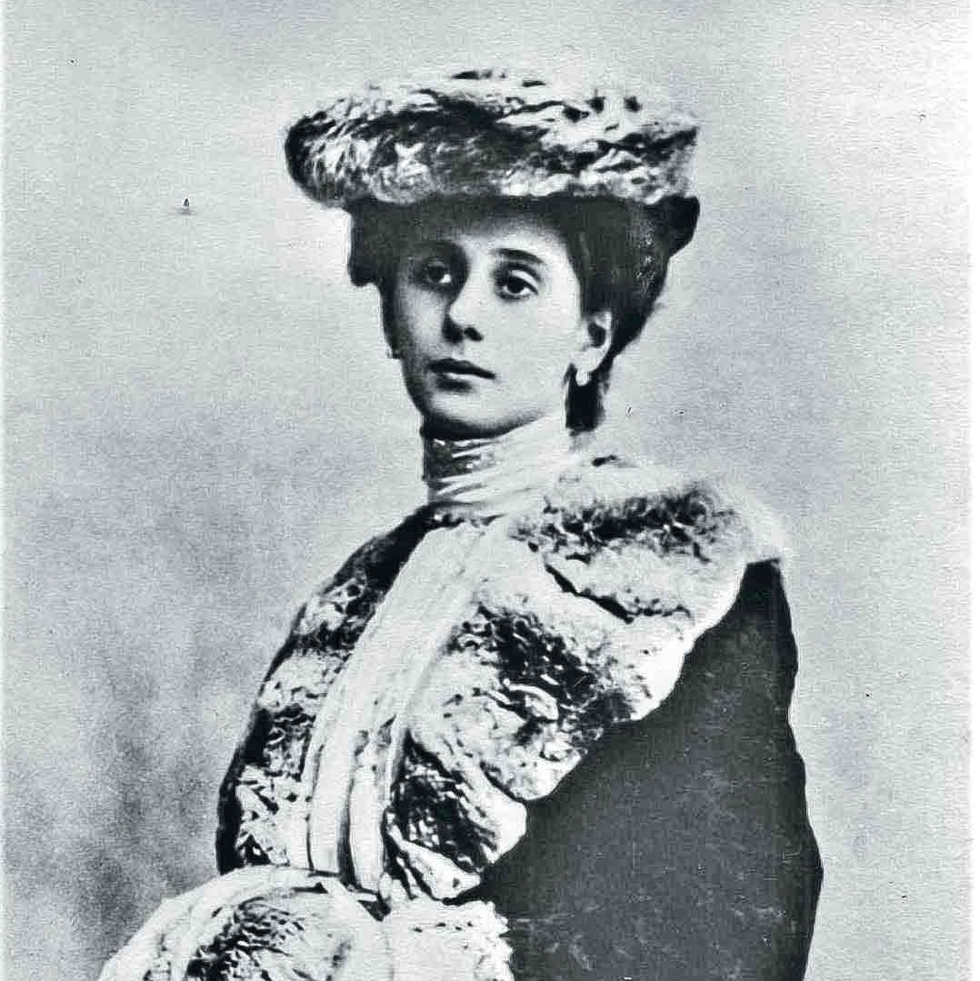 سبعة أطعمة أساميها مستوحاة من سيدات ملهمات