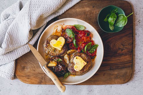 Beef-fillets-heart-butter.jpg