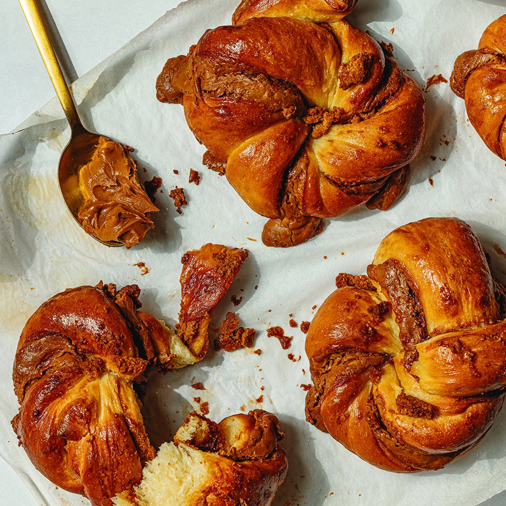 لفائف البابكا بحشوة البيسكوف