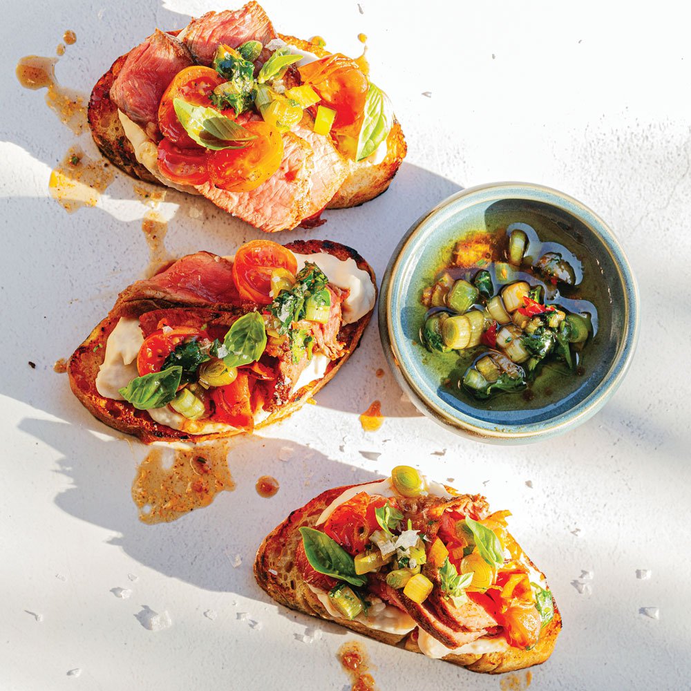 Brown sugar grilled steak and cutting board sauce bruschetta