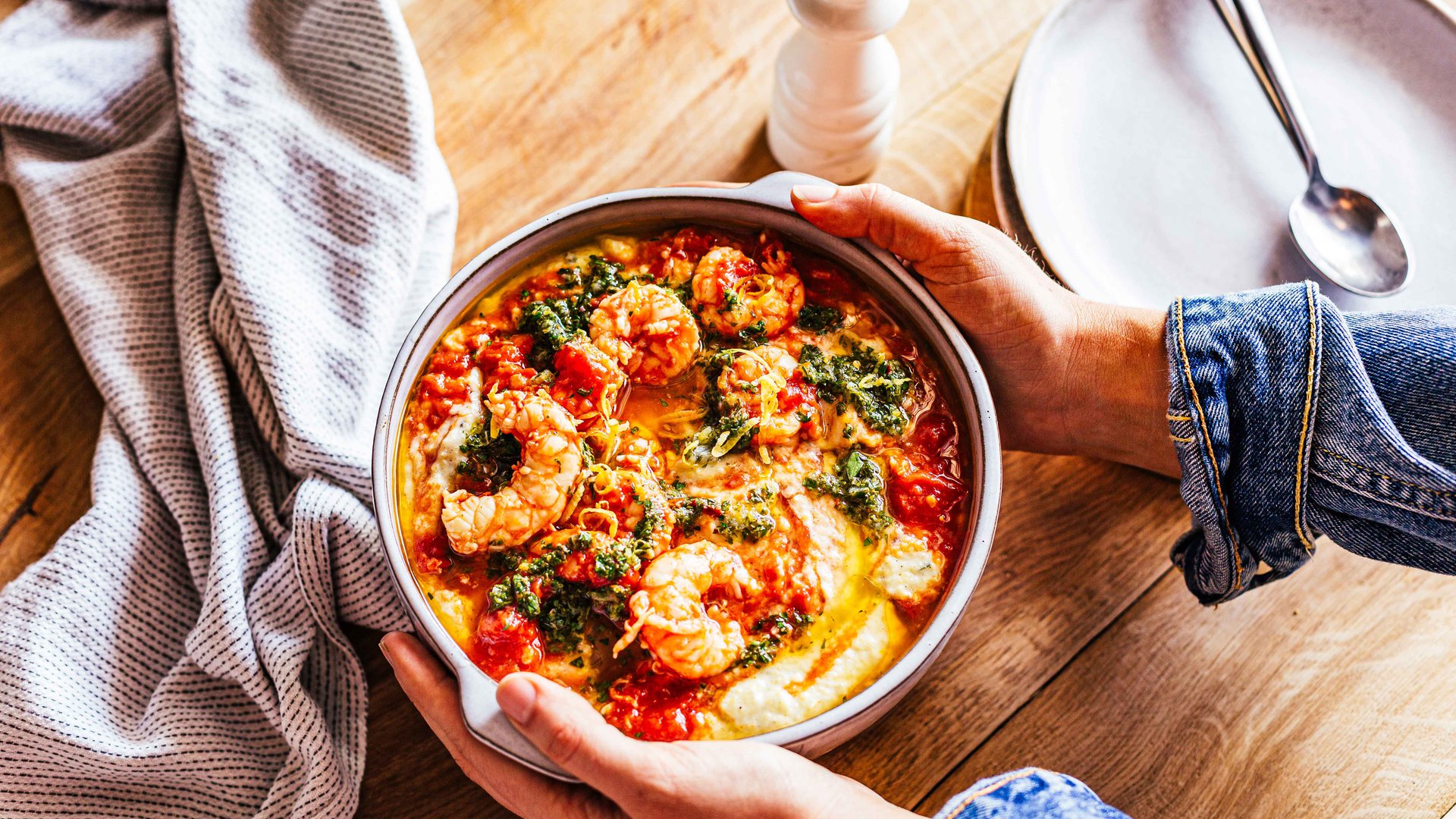 Creamy polenta with prawns, tomato and gremolata