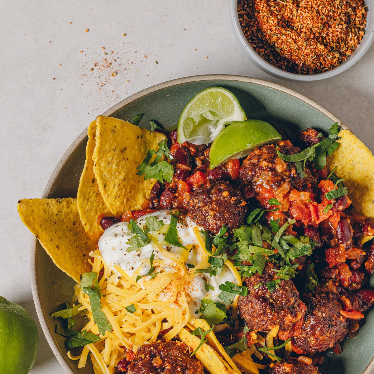 Chilli con carne meatballs