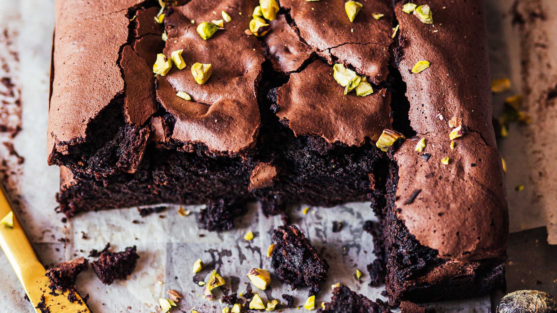 براونيز الميرنغ بالشوكولاتة والقهوة