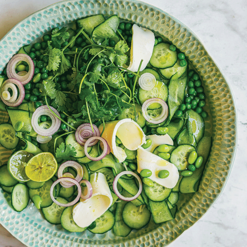 Cucumber and mint salad with peas