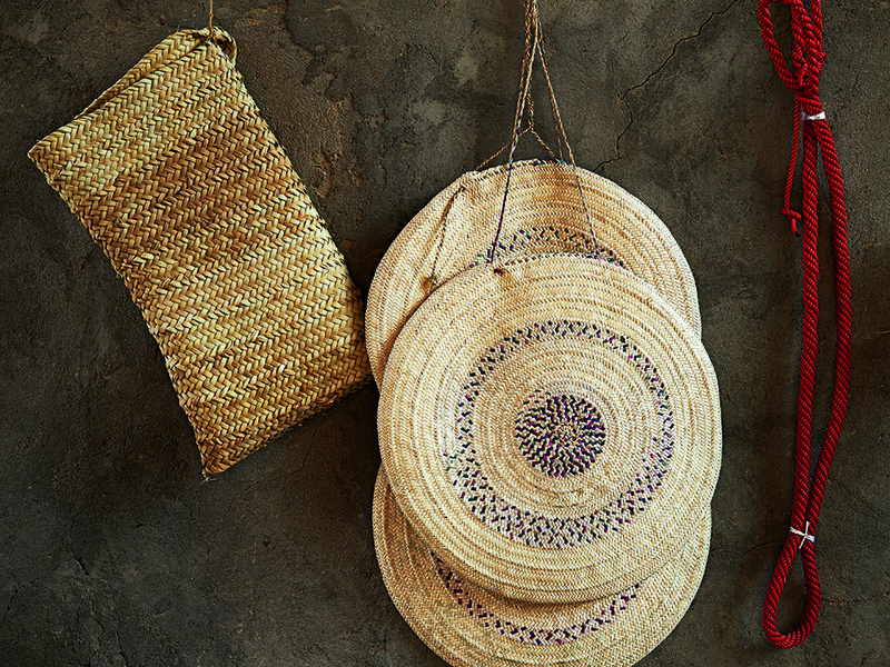 Qantab coastal village in Oman | Samaki wa kupaka | Woven Omani dining mats