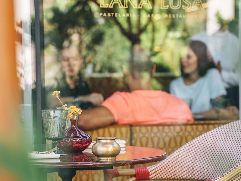 تجربة طعام برتغالية في لانا لوسا