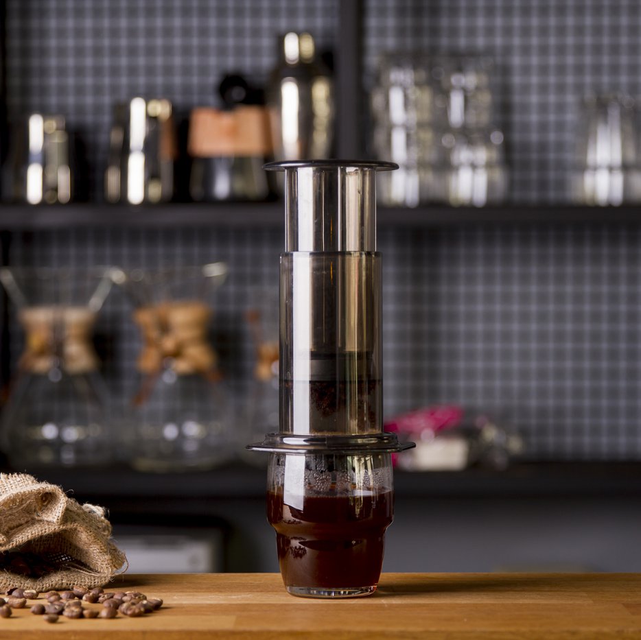 An Aeropress in action.
