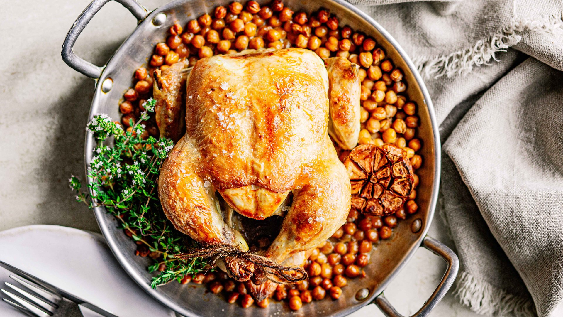 دجاج مشوى مع الجبن الفيتا