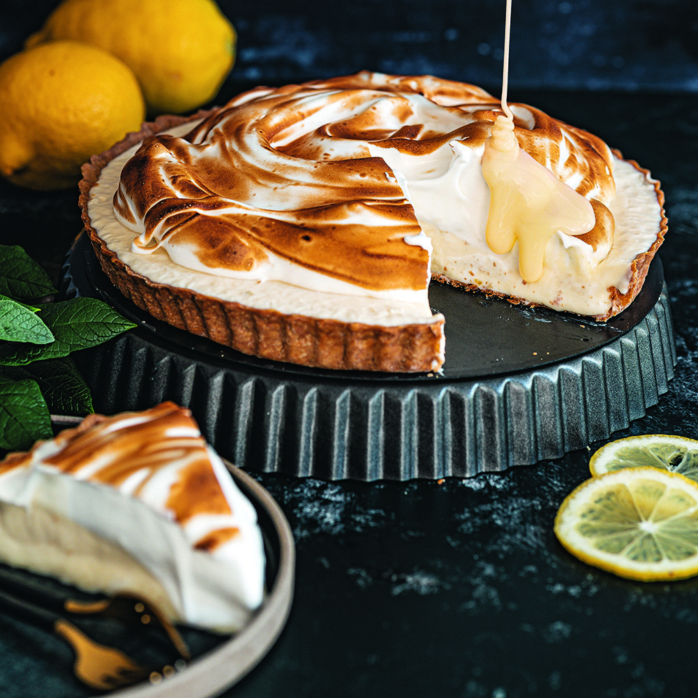 Frozen lemon meringue pie with Nestlé® sweetened condensed milk drizzle recipe Spinneys UAE