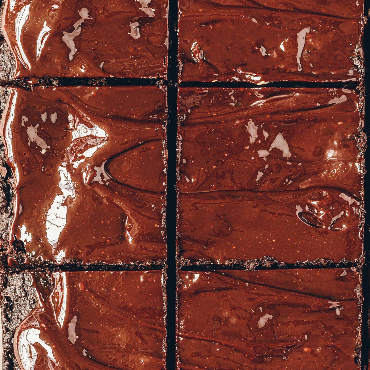 براونيز بالتمر وجوز البقان