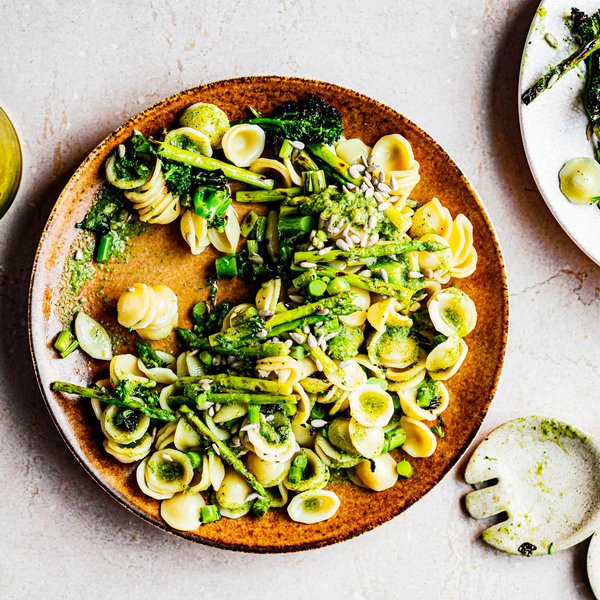 Grilled asparagus and green bean orecchiette pasta salad with mint dressing