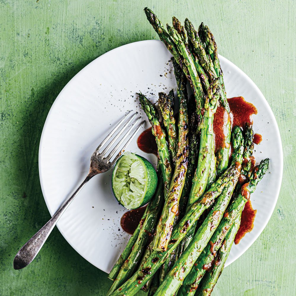 Grilled asparagus with miso dressing