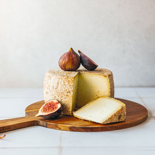 Italian-Cheese---Fig-Pecorino-5.jpg