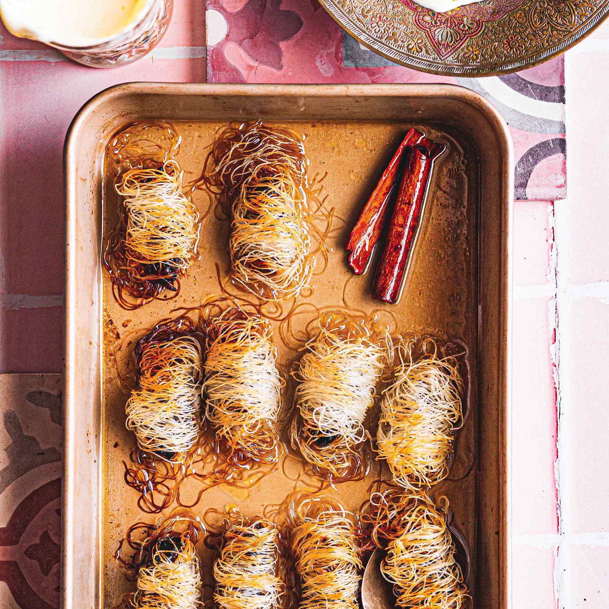 Ithmaliyeh noodle dates