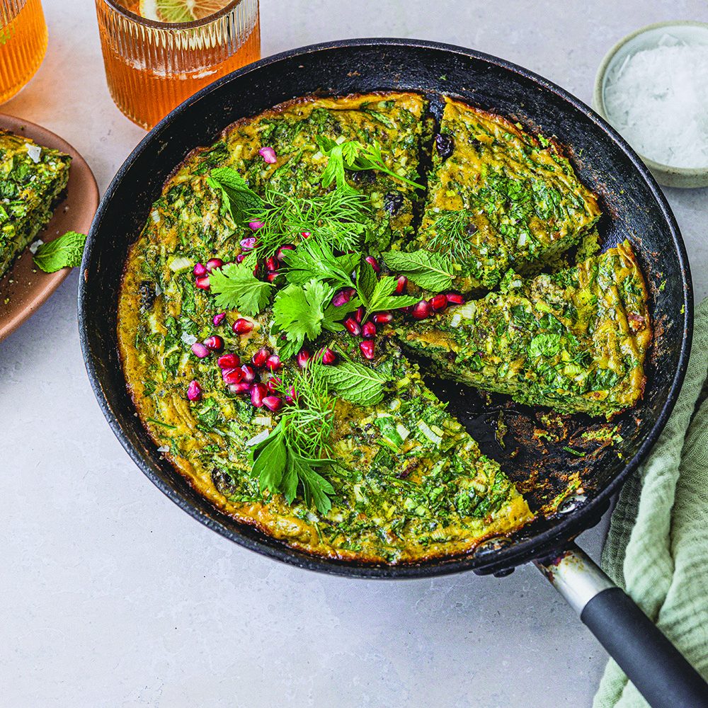 أومليت الأعشاب الفارسية المخبوزة كوكو سابزي