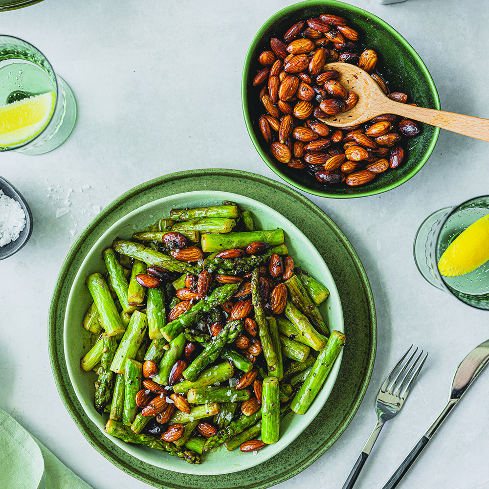 Lemon-garlic butter fried asparagus with butter-toasted almonds