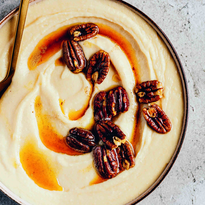 Mashed potatoes with pecan nut burnt butter
