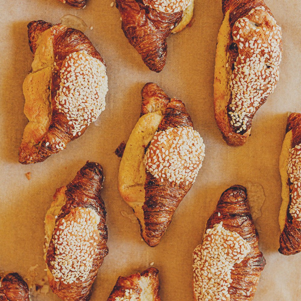 Mini croissants with halva frangipane