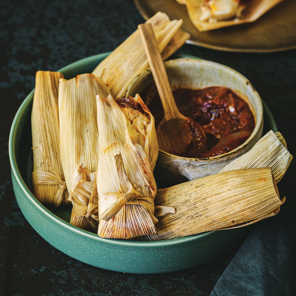 طبق تامال بحشوة صلصة المولي