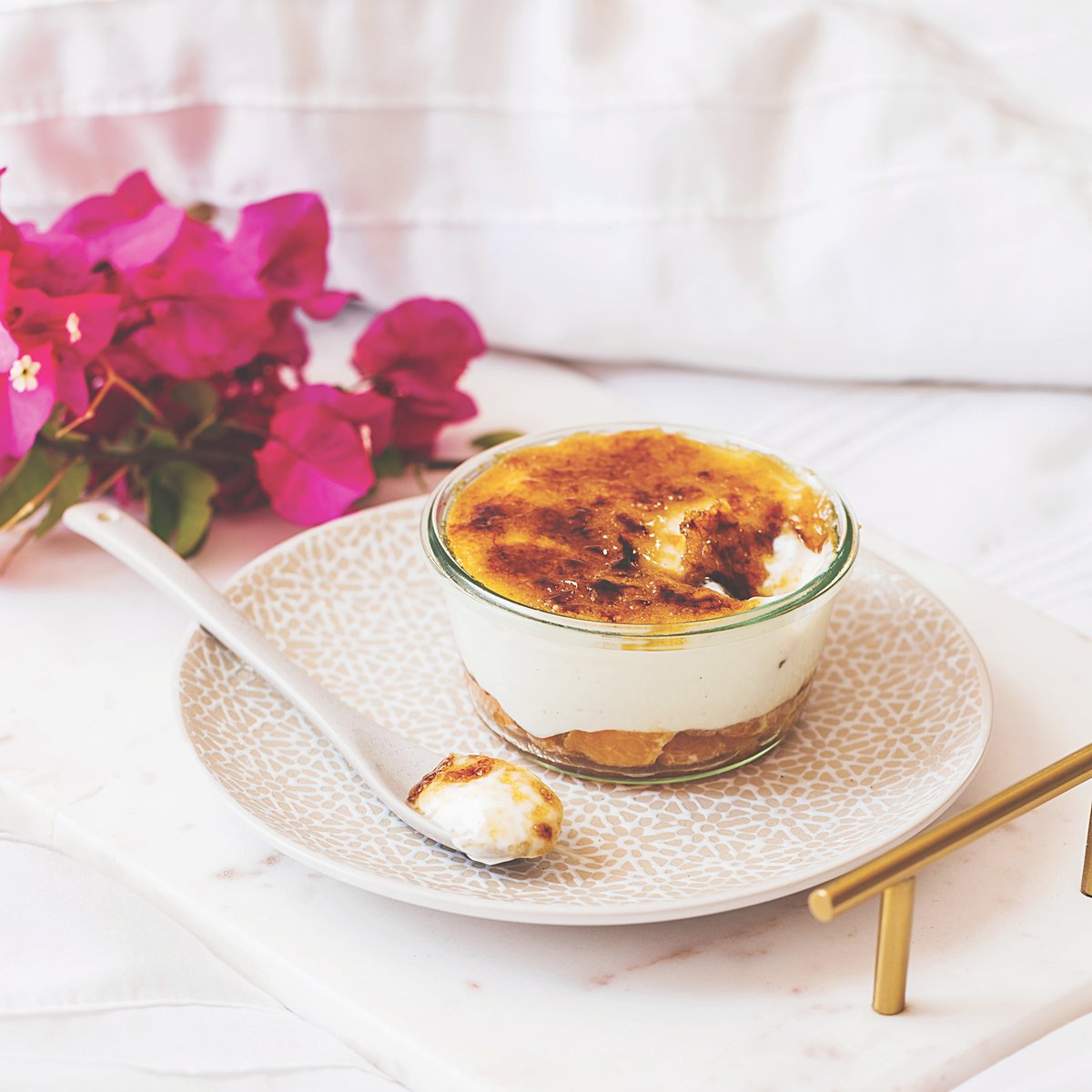 Mandarin and vanilla yoghurt brûlée