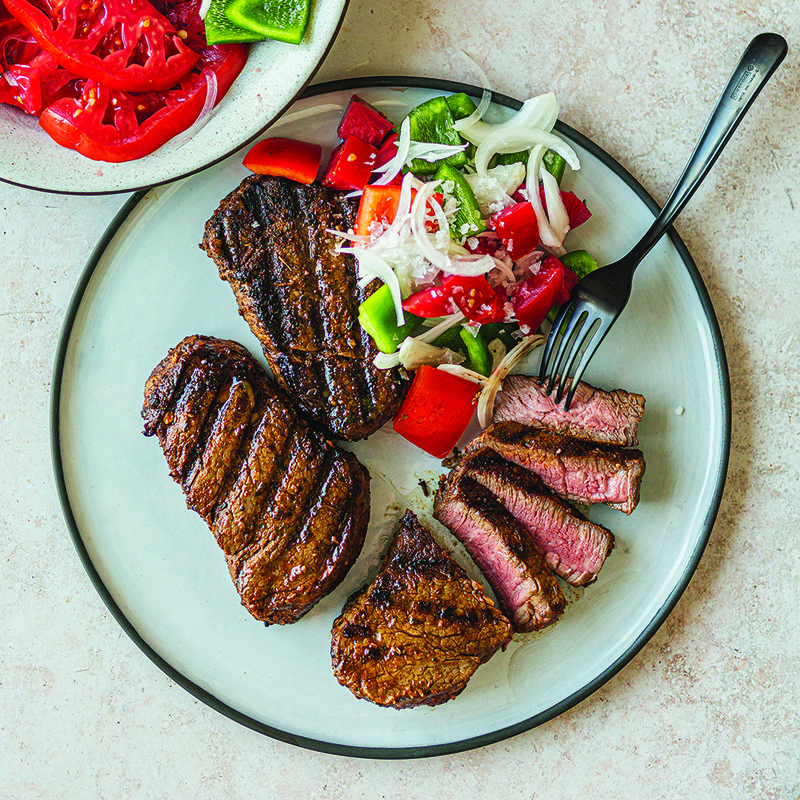 Paprika beef fillet steaks with Argentinian salsa criolla