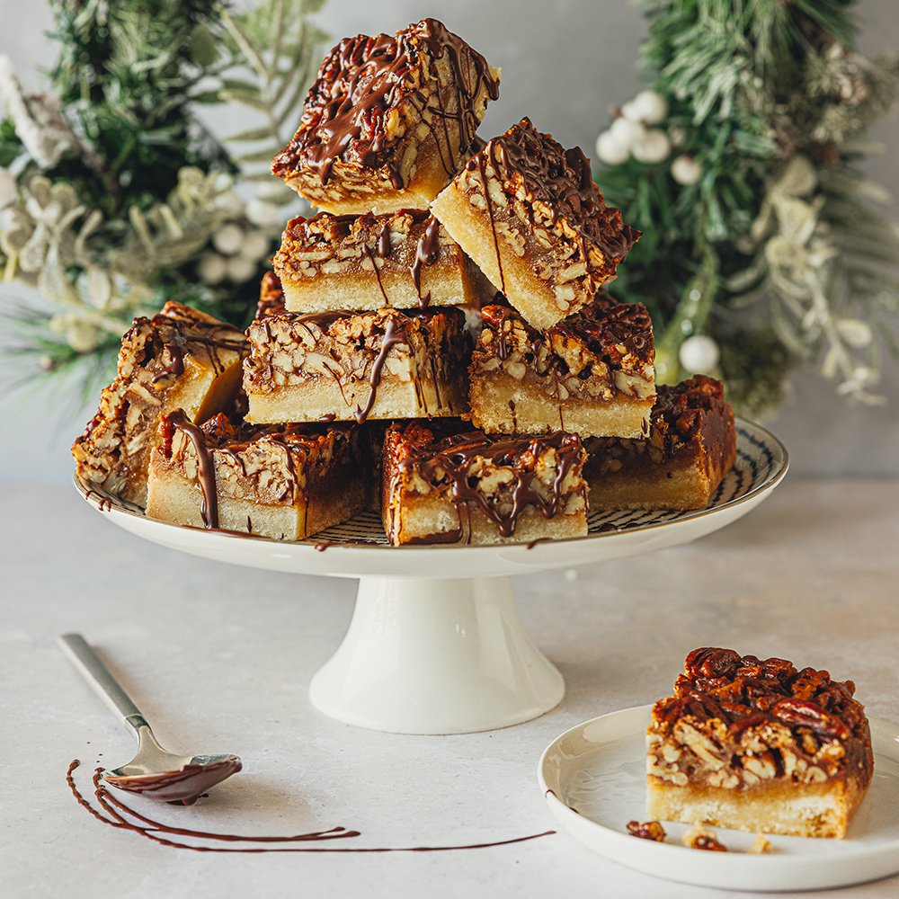 Pecan and caramel shortbread bars