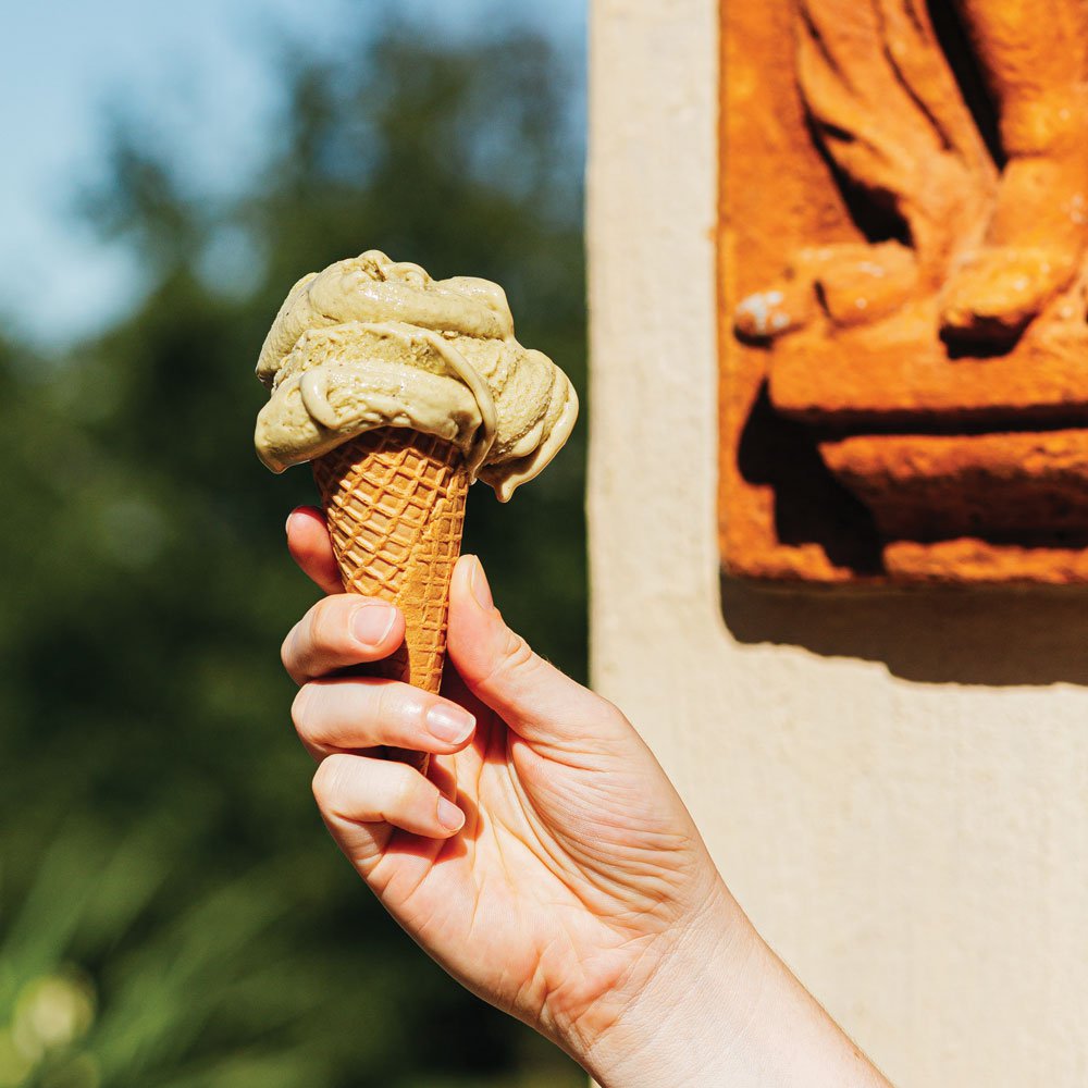 جيلاتو بالفستق الحلبي