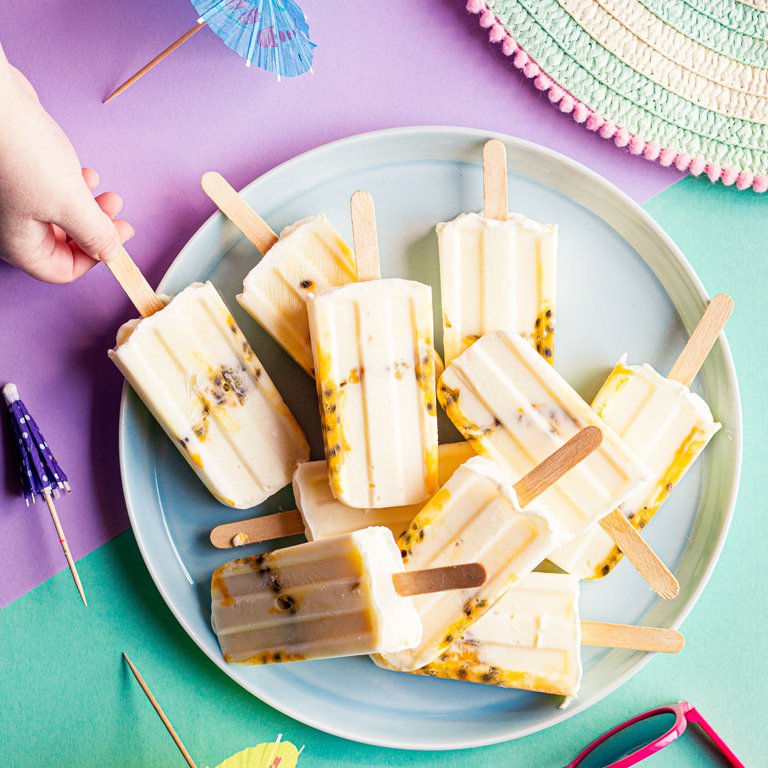 Passion fruit froyo lollies
