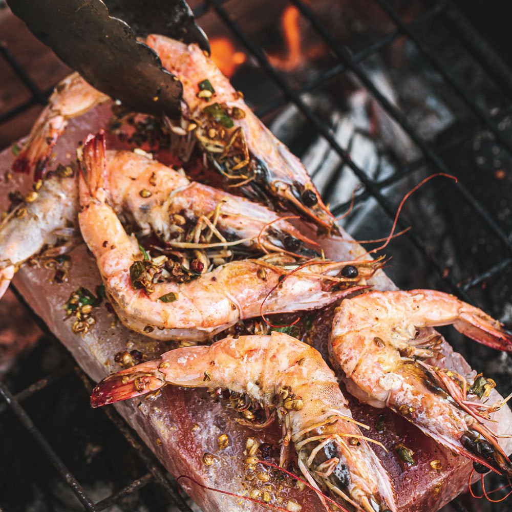 Salt-slab prawns with Szechuan peppercorns