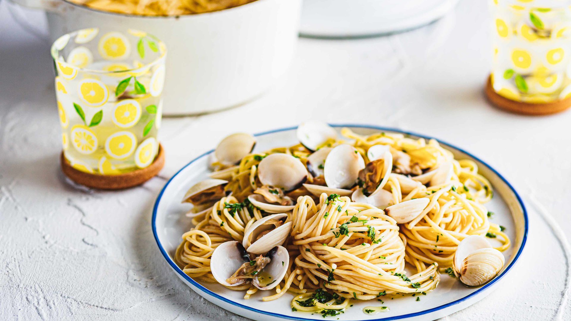 السباغيتي مع البطلينوس