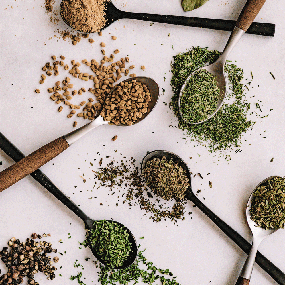 تتبيلة خميلي سونيلي الجافة من جورجيا