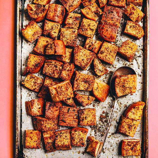 Spiced croutons (for summer salads)