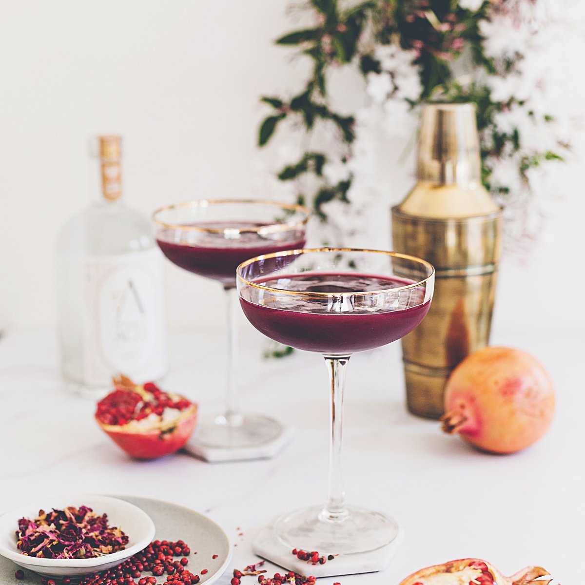Spiced pomegranate mocktail
