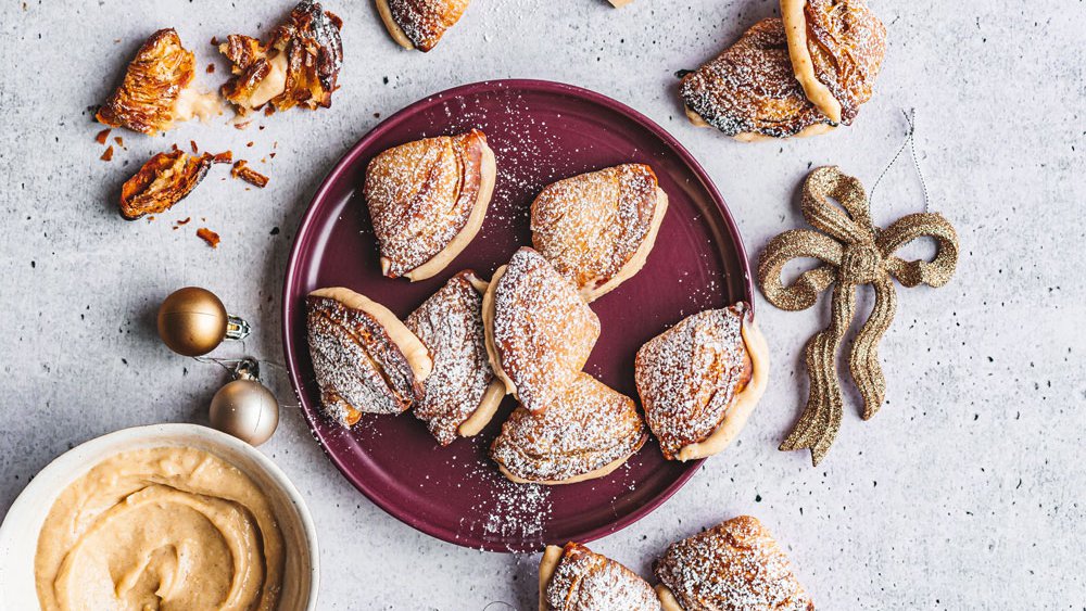 سفولياتيلليه مع حشوة بنكهة مشروب إيغننوغ