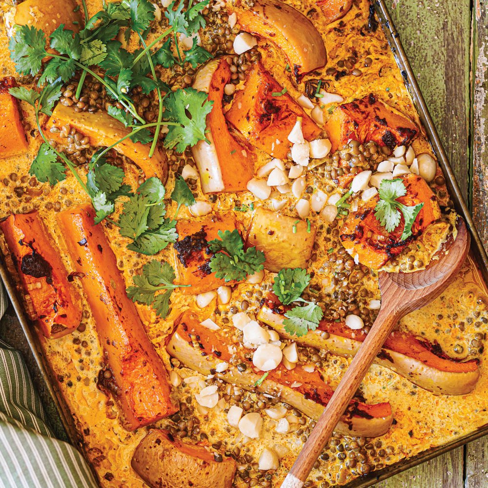 كاري بقرع الجوز وحليب مكاديميا