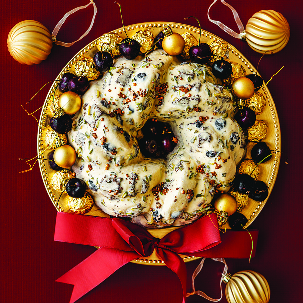 Chocolate brownie ice cream bundt