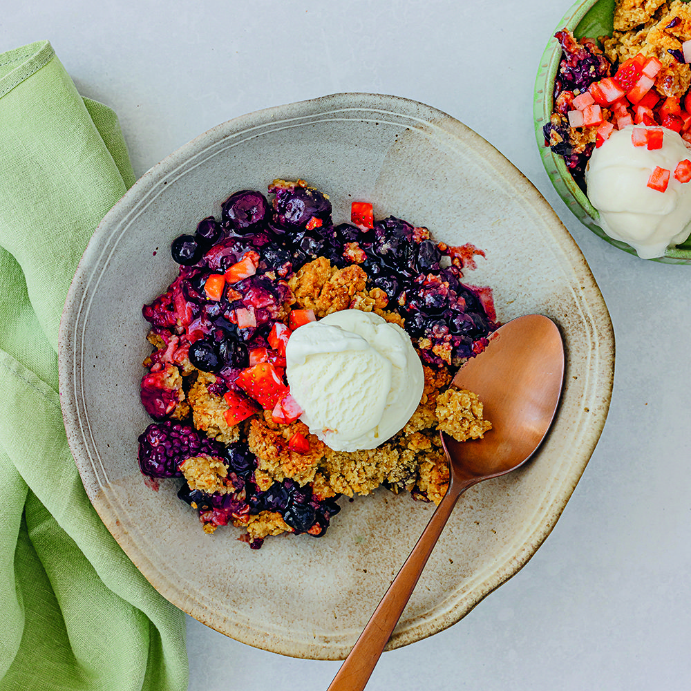 Mince pie berry crumble