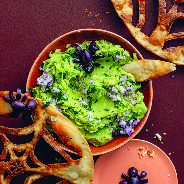 Spiderweb tortilla chips with guacamole