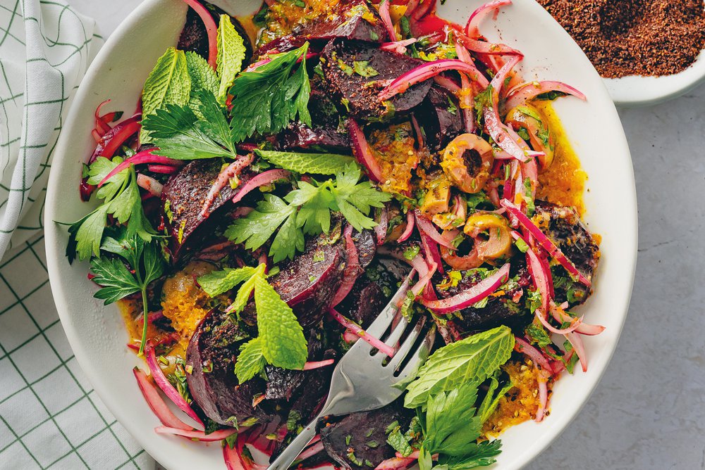 Beetroot, red onion and green olive salad recipe - Spinneys United Arab ...