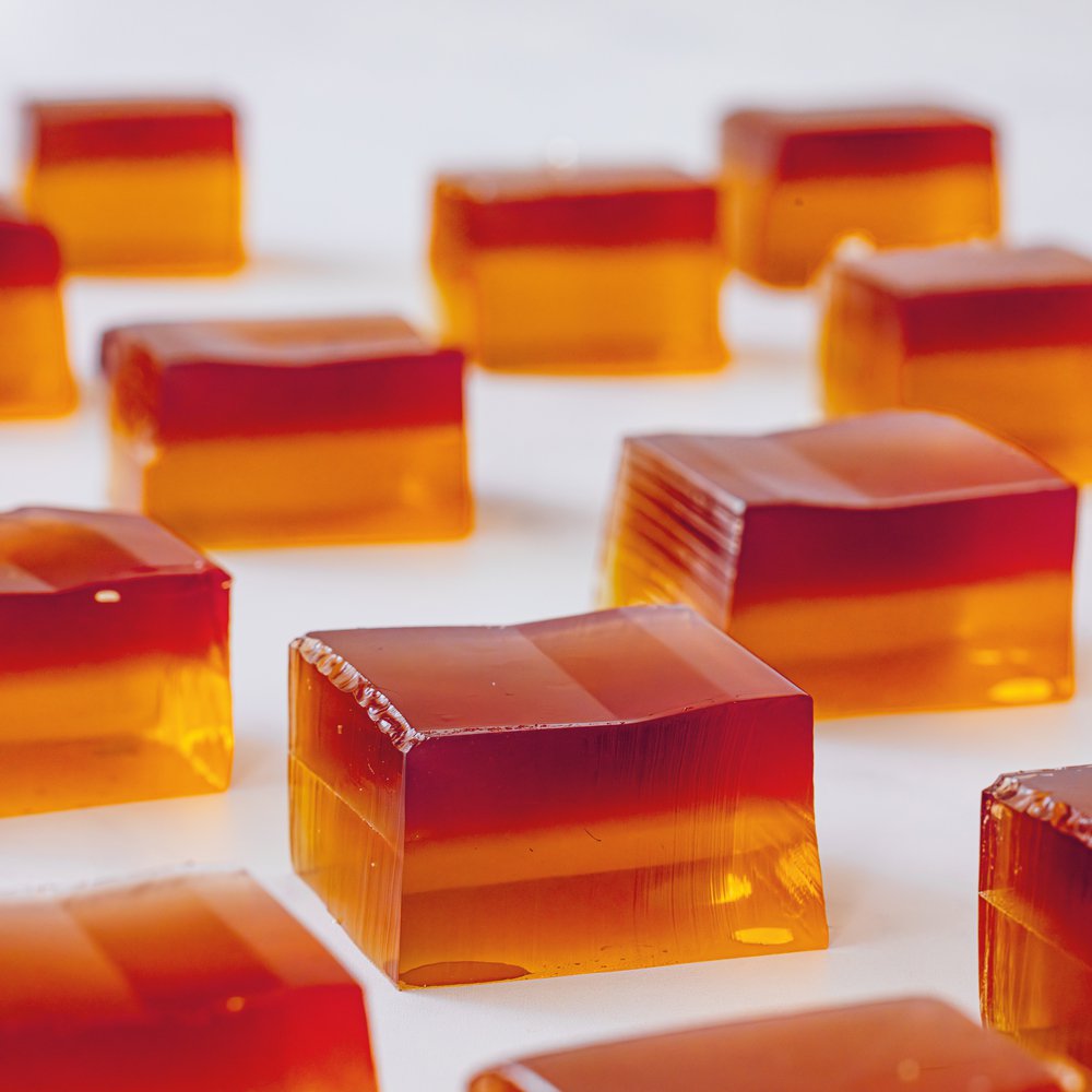 Blueberry and rooibos collagen gummies