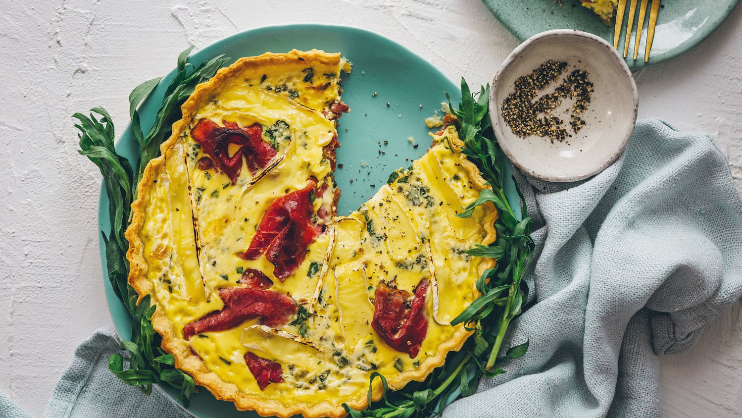 Caramelised onion, brie and bresaola quiche with fig and black pepper jam
