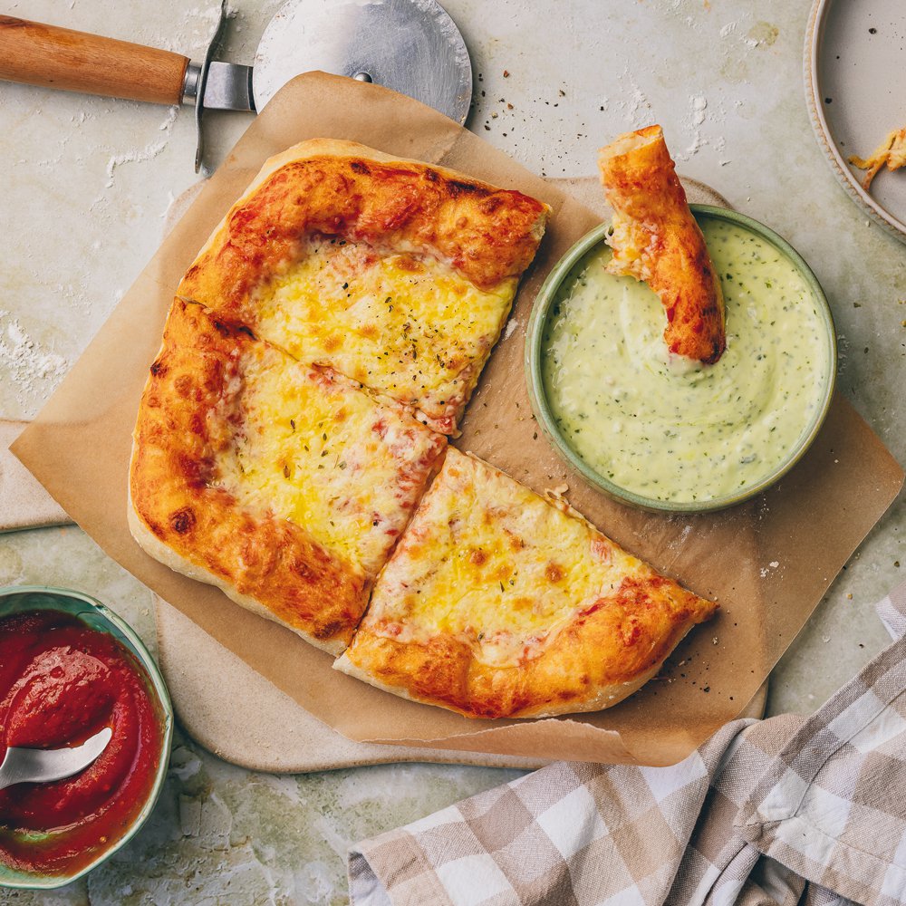 Creamy pesto mayo dipping sauce